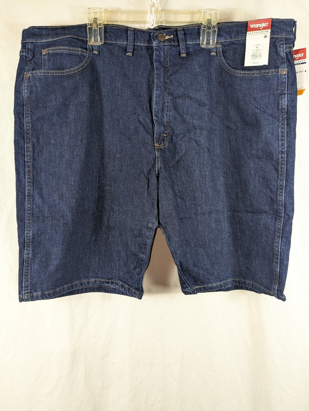 Wrangler® Men's Relaxed Fit Five Pocket Dark Wash Denim Shorts Sz 42